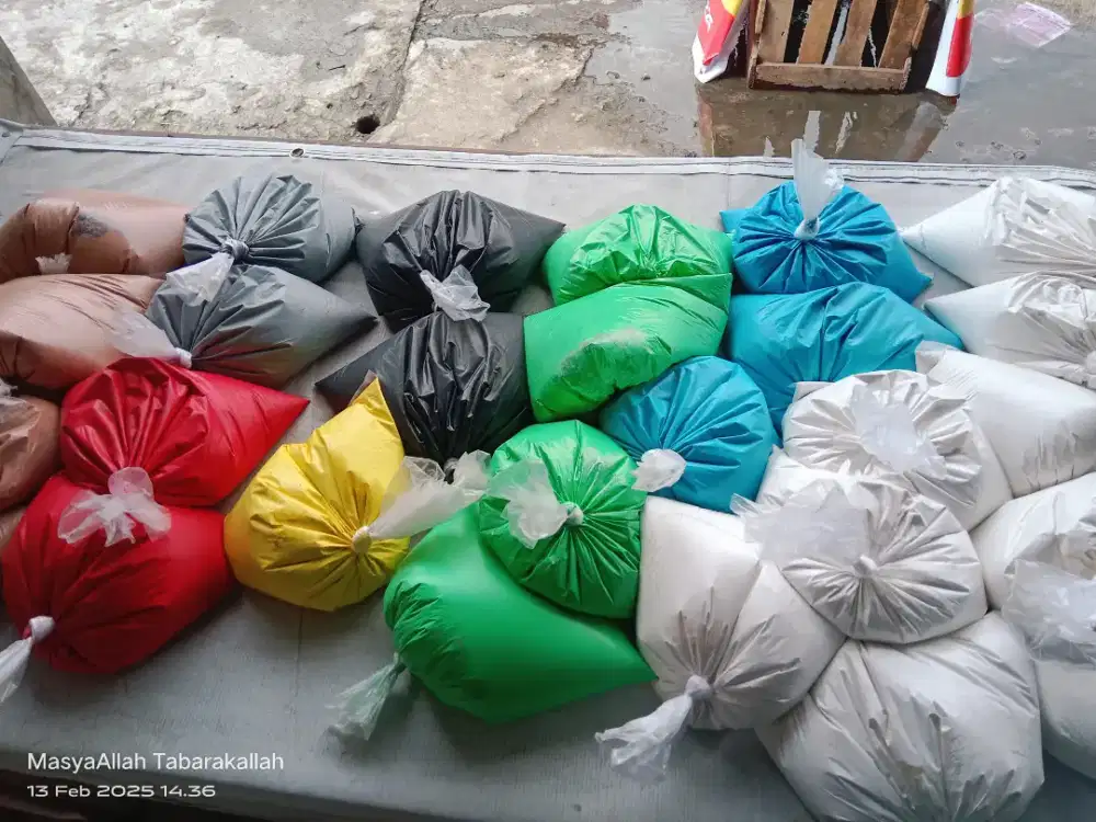 Cat Kiloan Warna Trendy,