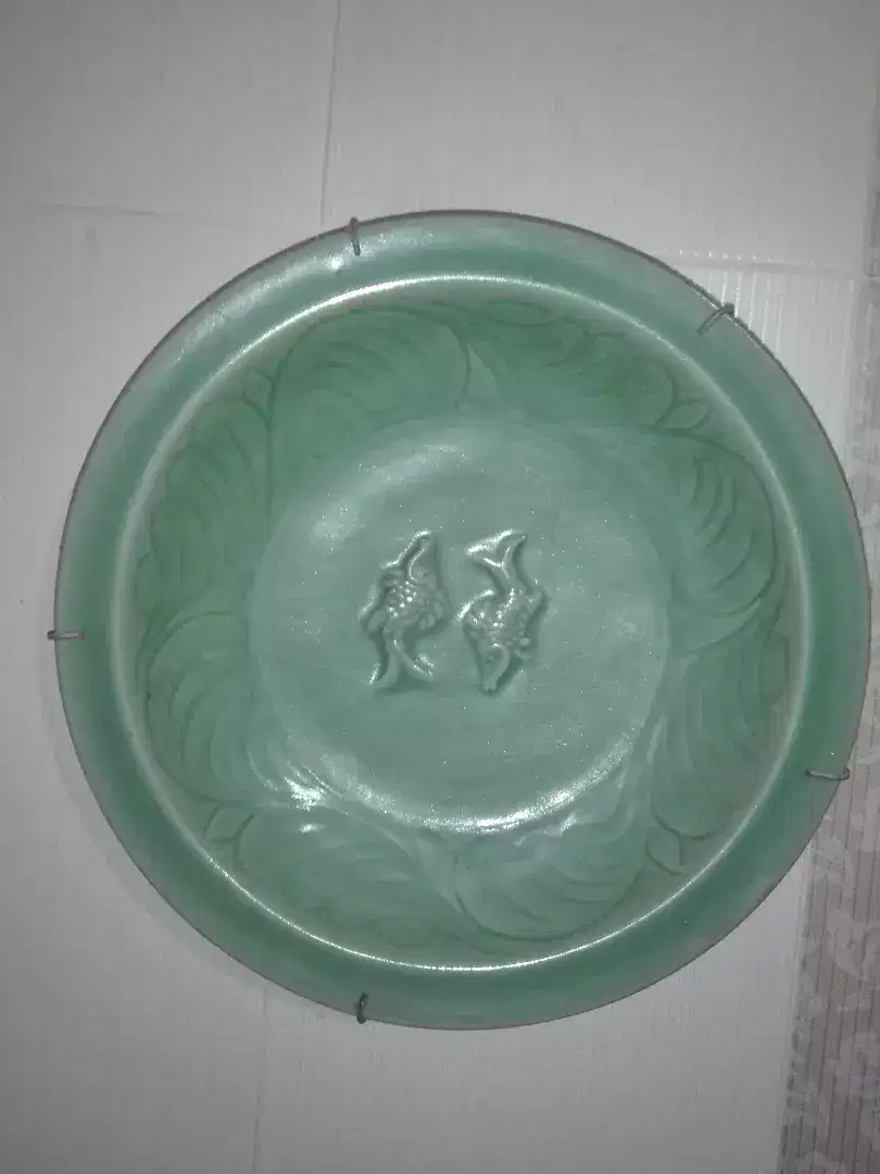 Piring Celadon China Dinasty