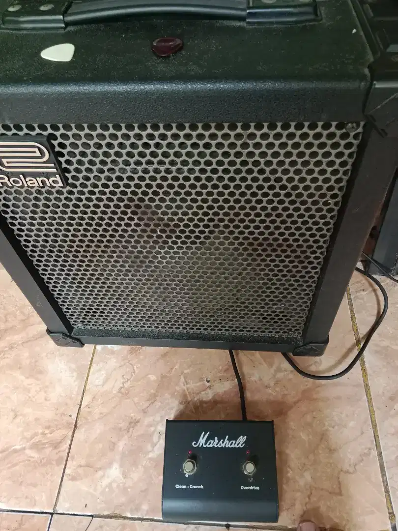 Ampli gitar Roland cube 60,,footswit marshal