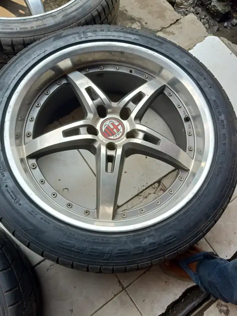 Volk R 20x 8.5 ET 45 plus ban