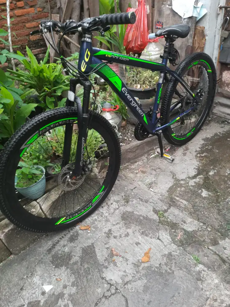 Dijual Sepeda Gunung Evergreen MTB 27.5 tipe Ranger 575 Biru Hijau