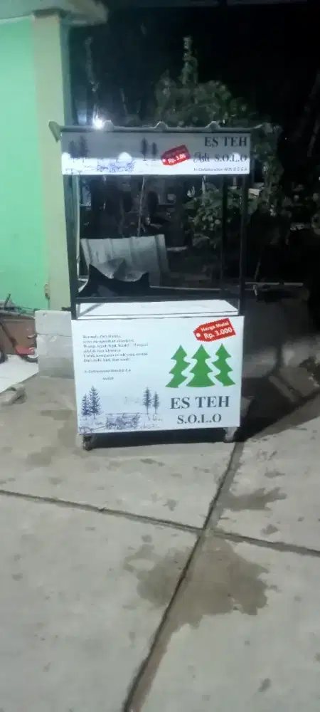 Gerobak es teh solo minimalis