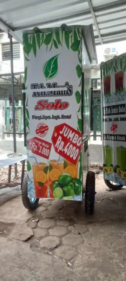 Gerobak es teh solo