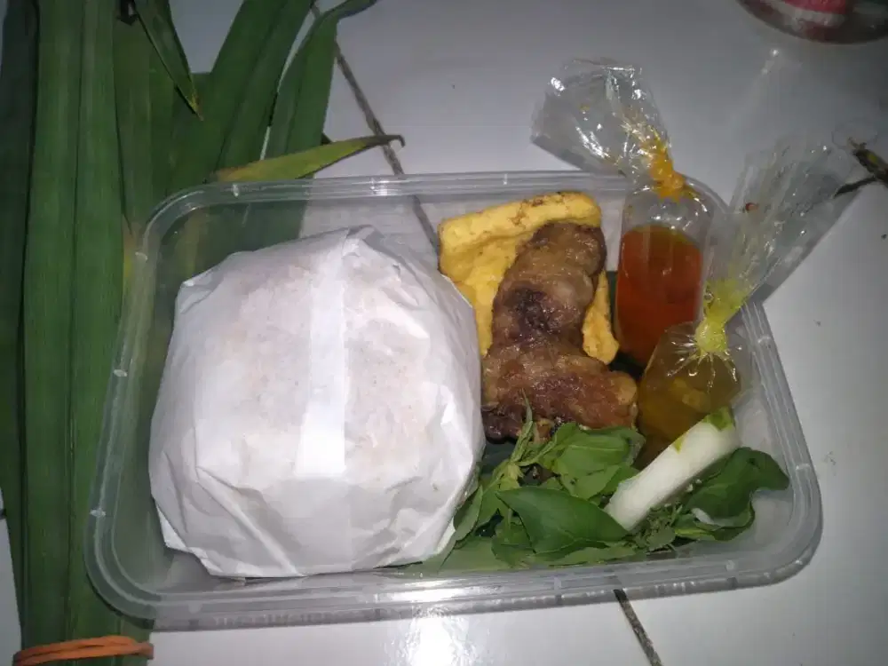 Nasi box takjil