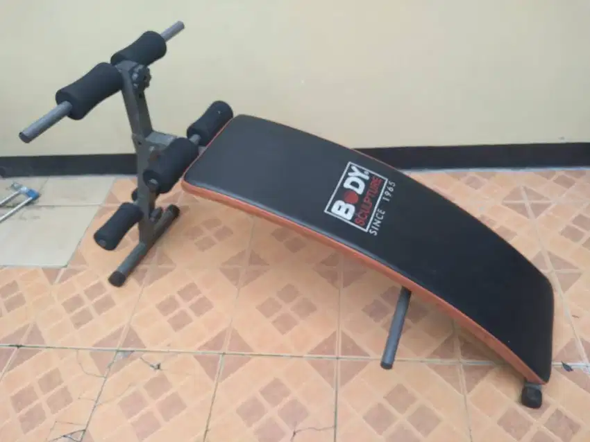 Bench Press gym BODY SCLUPTURE.