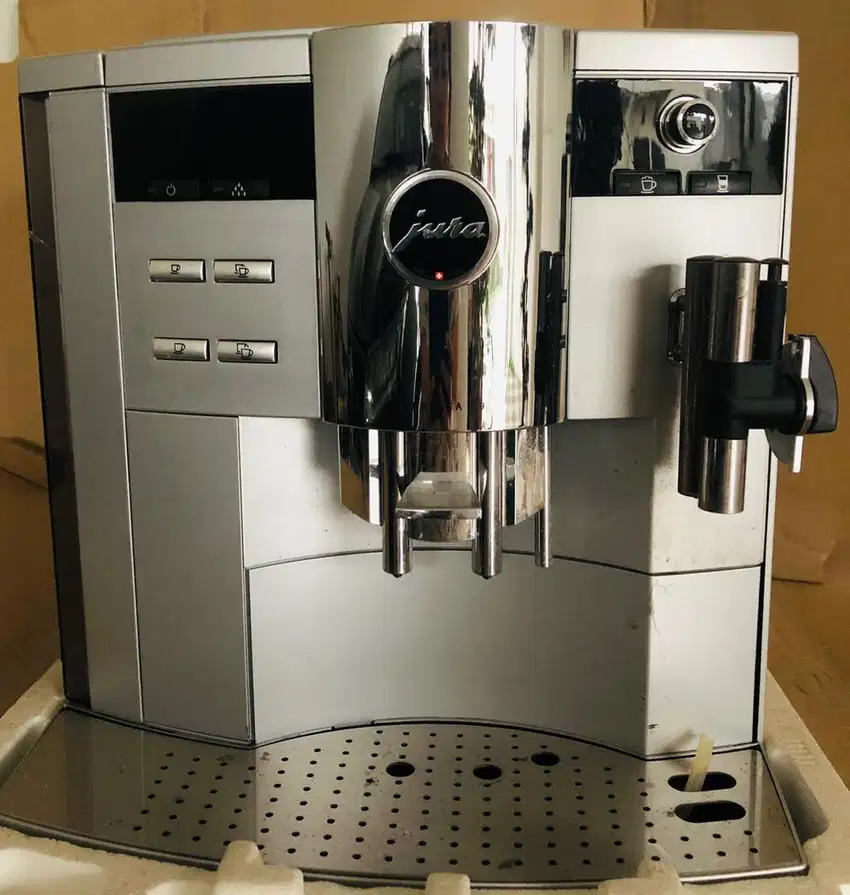 Dijual Mesin Kopi Otomatis Jura Impress S9 One Touch 2,7 liter