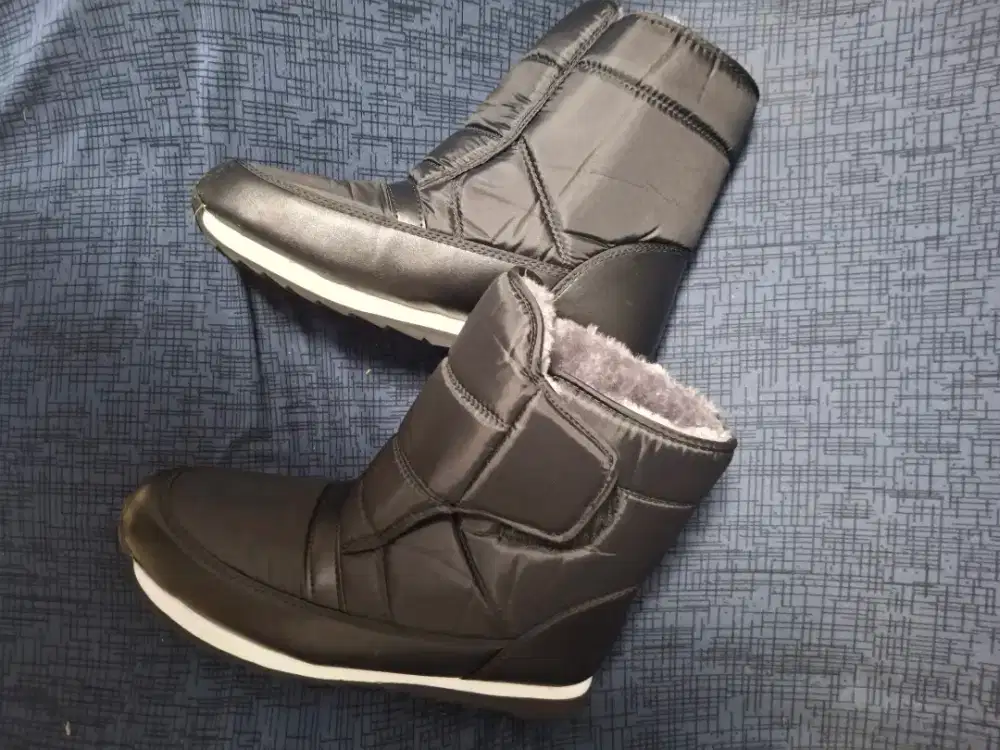 Sepatu Boot musim dingin pria