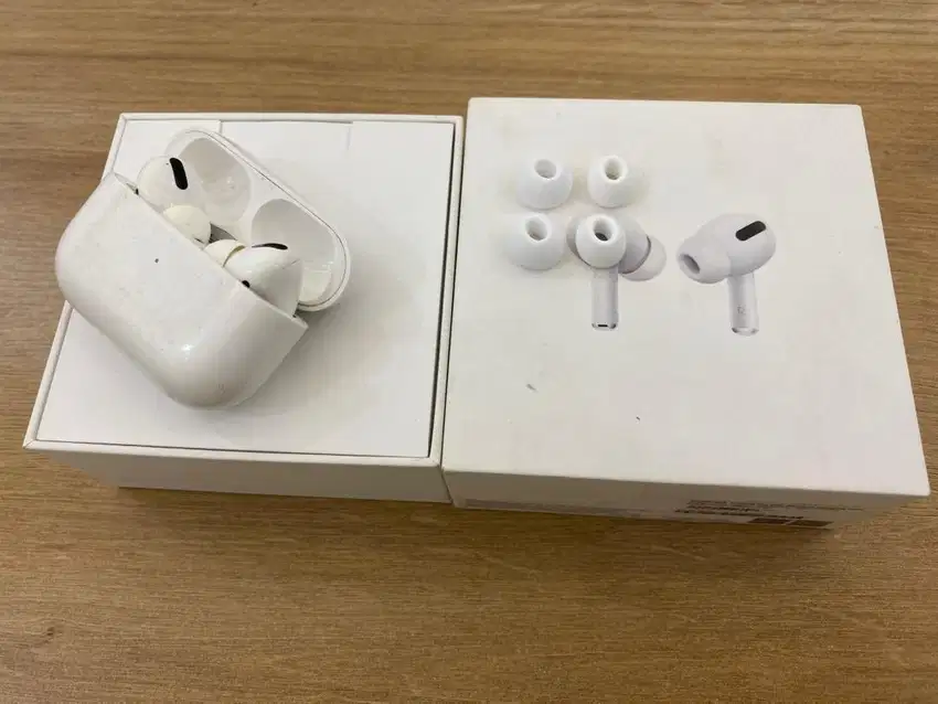 Apple Airpods pro gen 1