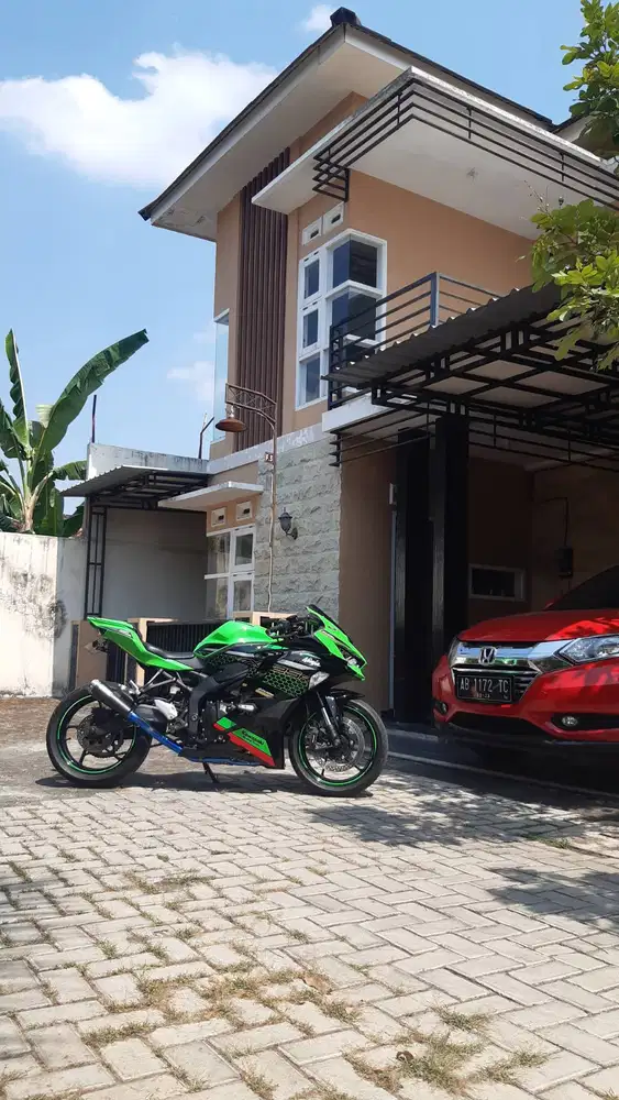 Dijual Rumah 2 Lantai di Tengah Kota Kutoarjo - Bisa TT Toyota VRZ