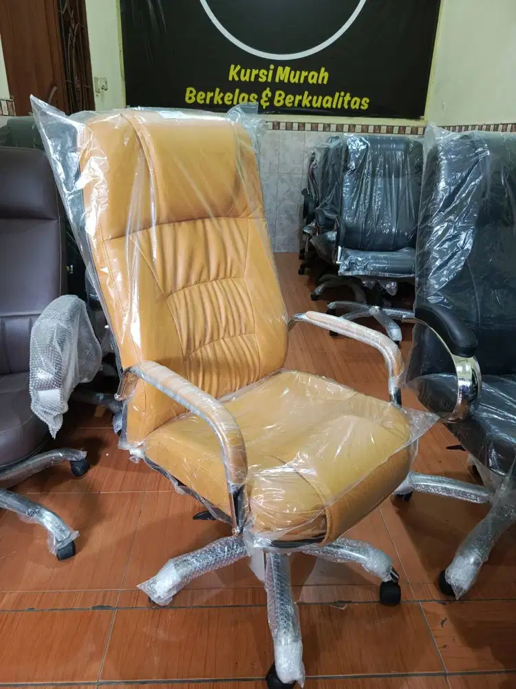 KD 9984 PCA / Kursi Kerja / Kursi Direktur / Putar / Hidrolis / EXCO