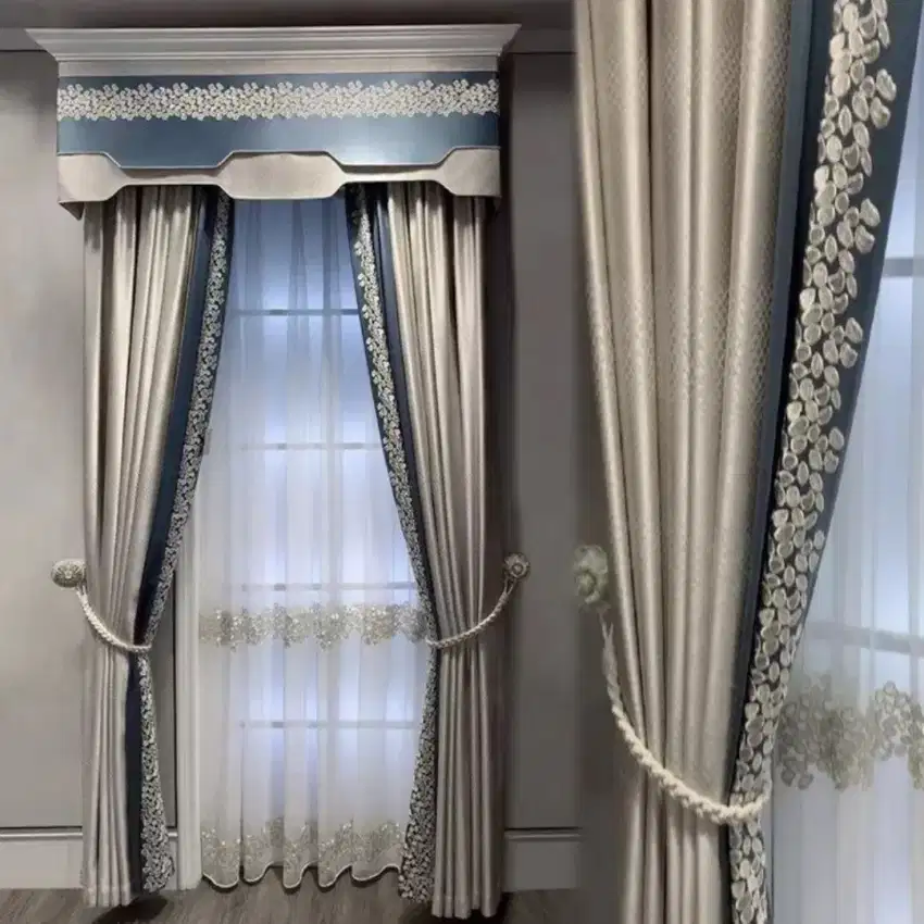 Pasang gordyn gorden murah vertikal roll blind jasa wallpaper dinding