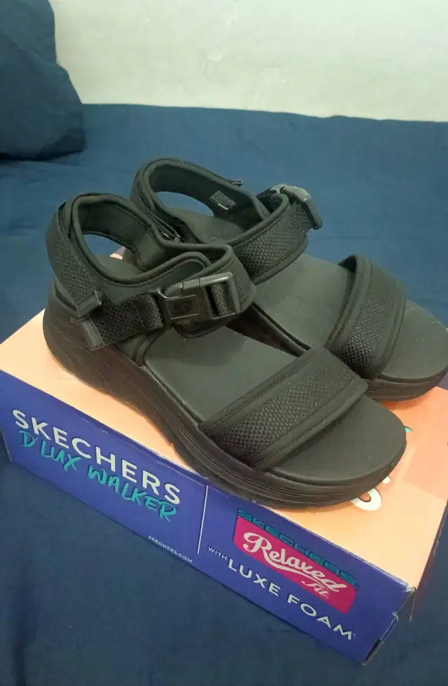 Skechers D'Lux Walker
