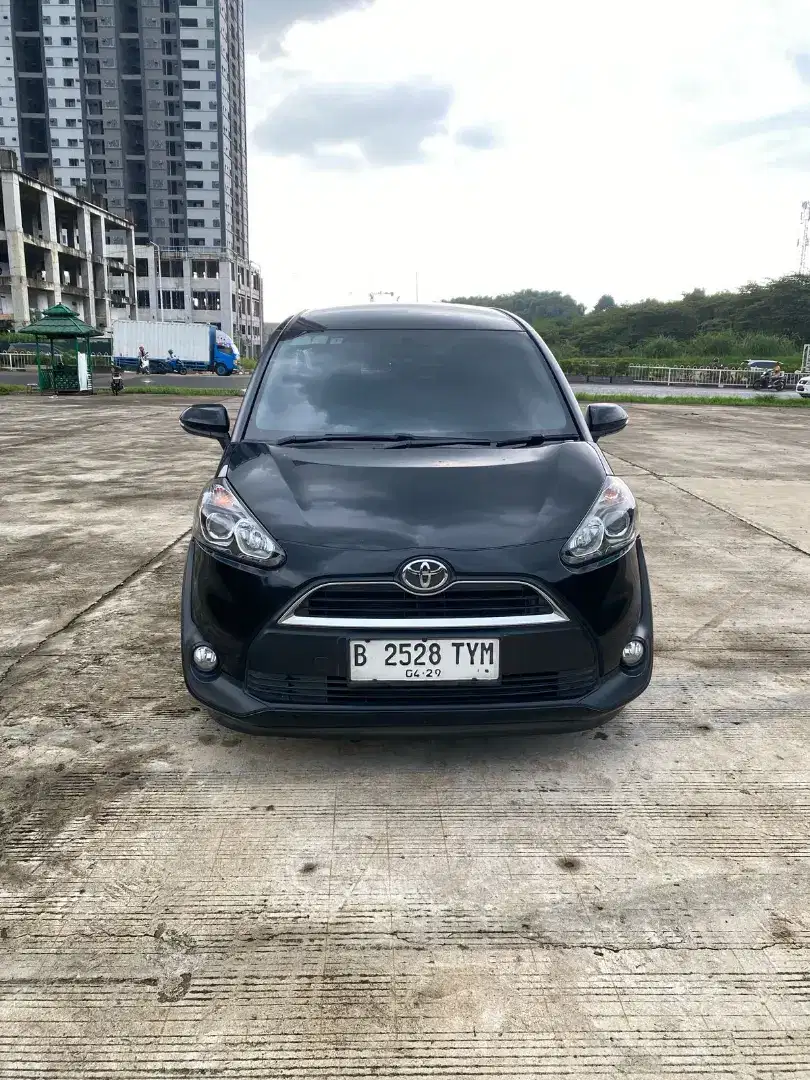 TOYOTA SIENTA 1.5 G MANUAL 2018