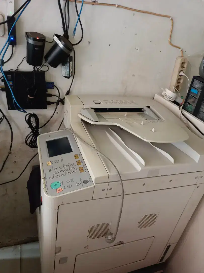 Mesin fotocopy Canon IR 2520