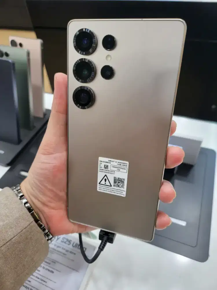Galaxy S25 Ultra 12/512GB Paling Murah Garansi Resmi