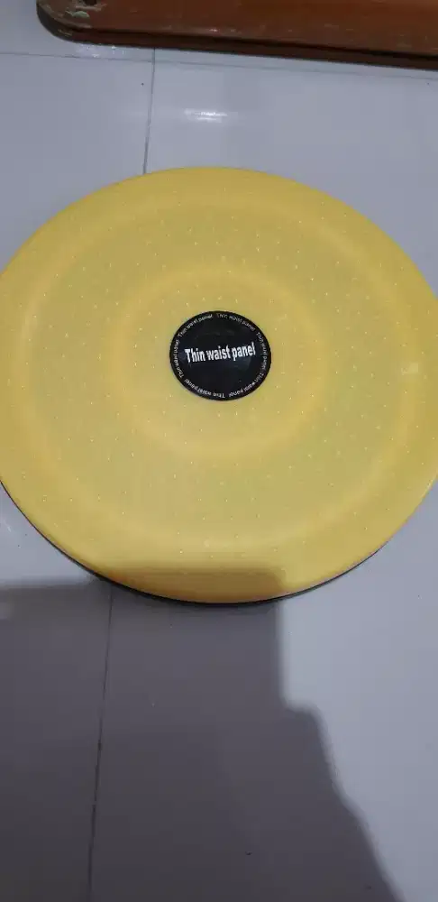 Alat pelangsing perut