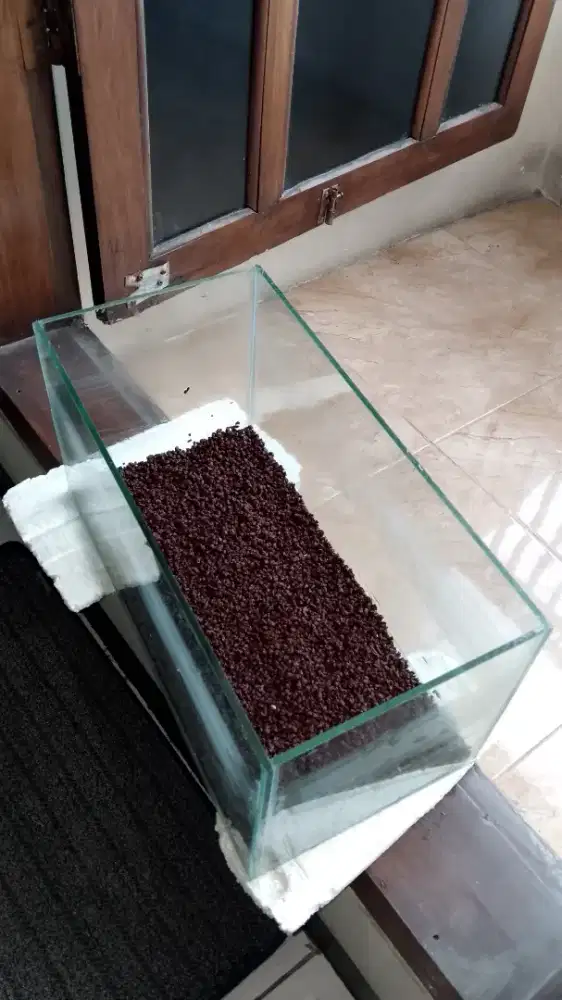 Jual aquarium kaca bekas murah meriah