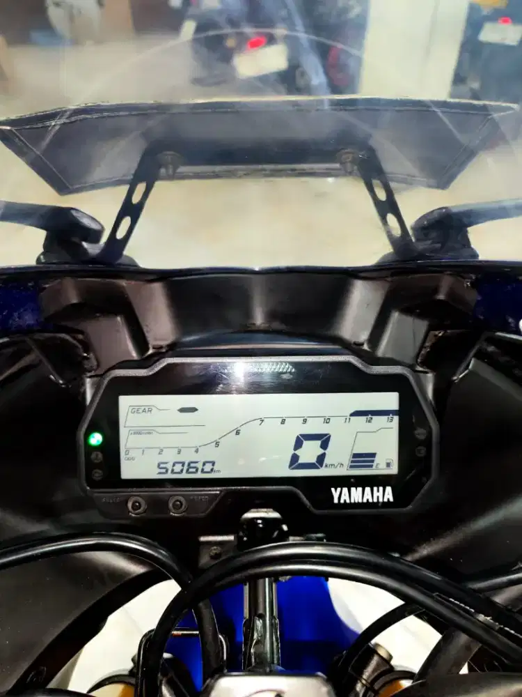 Siap pakai Yamaha R15 V3 2020 km 5rb. Anugerah Motor rungkut tengah 81