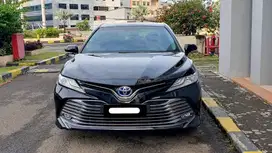 km19rb toyota camry hybrid sunroof jbl 2020 hitam cash kredit bisa