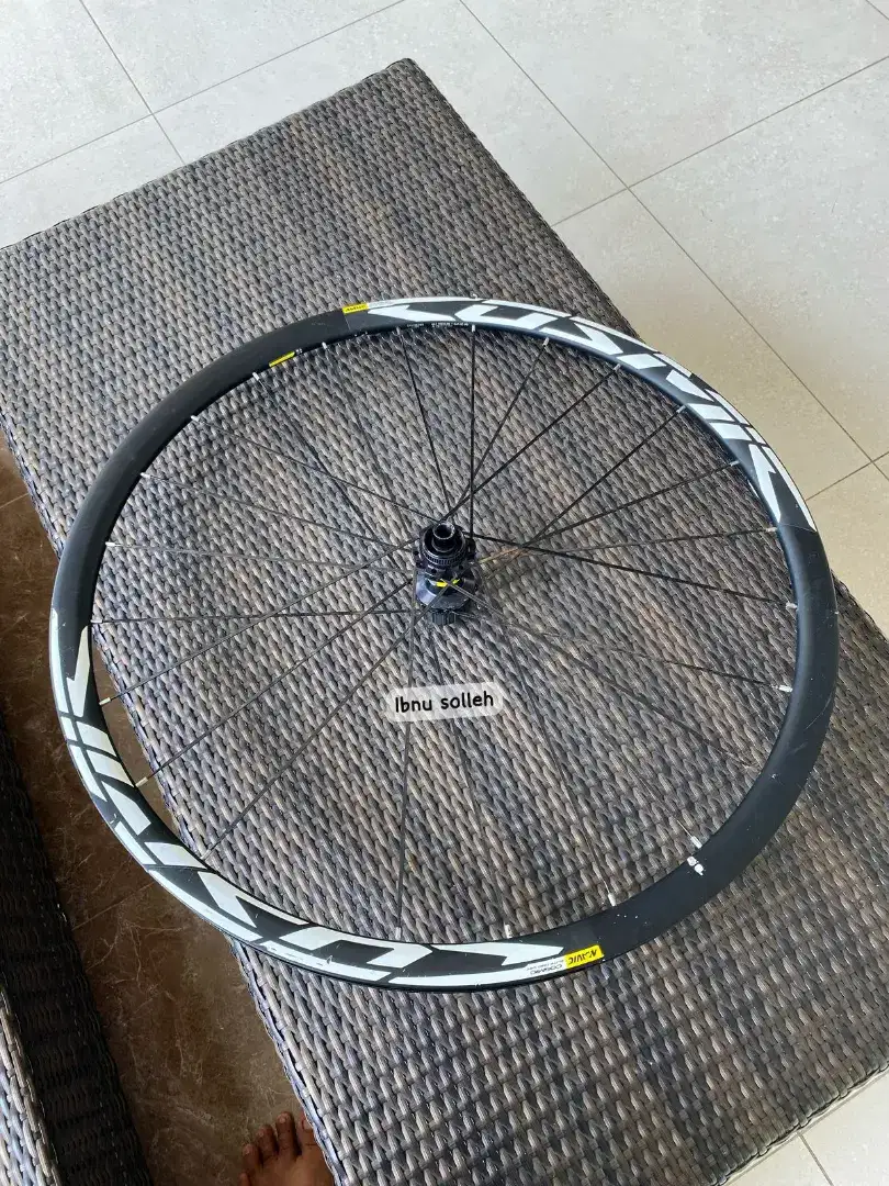 Wheelset cosmic mavic rear only