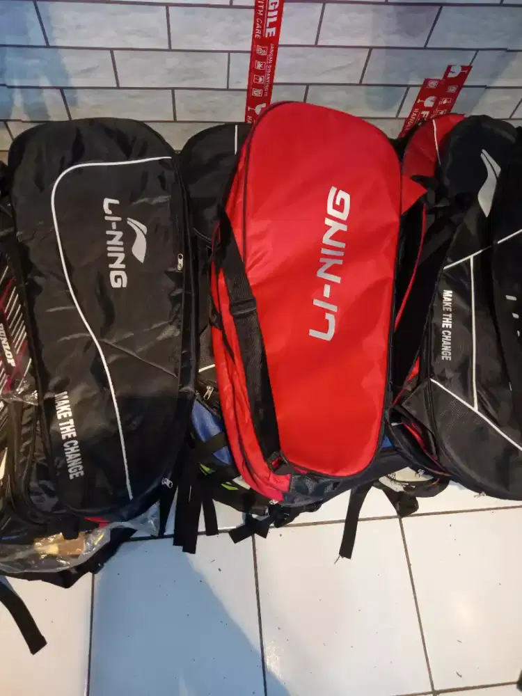 Tas badminton triple bag isinya baru siap kirim