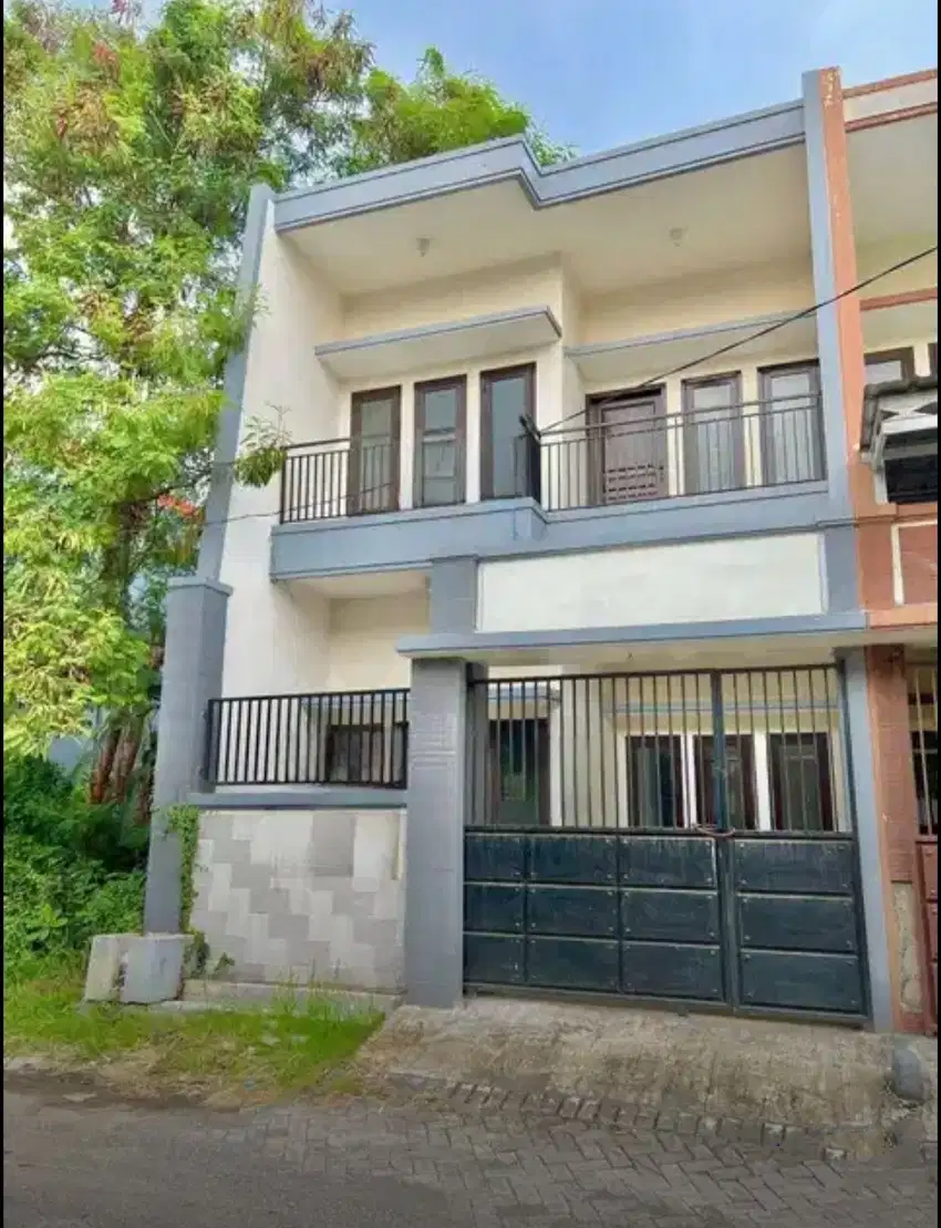 KLAMPIS SEMOLO DKAT WISMA MUKTI, KLAMPIS ANOM, NGINDEN INTAN, MANYAR