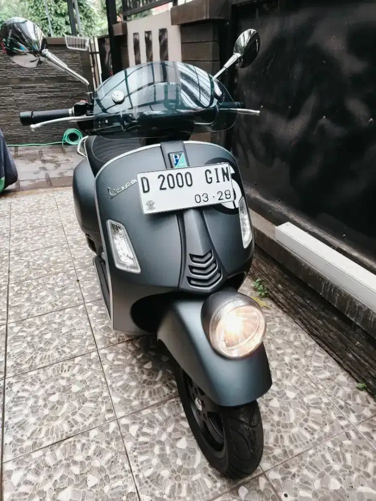 Vespa Sei Giorni GTV 300 CC 2023