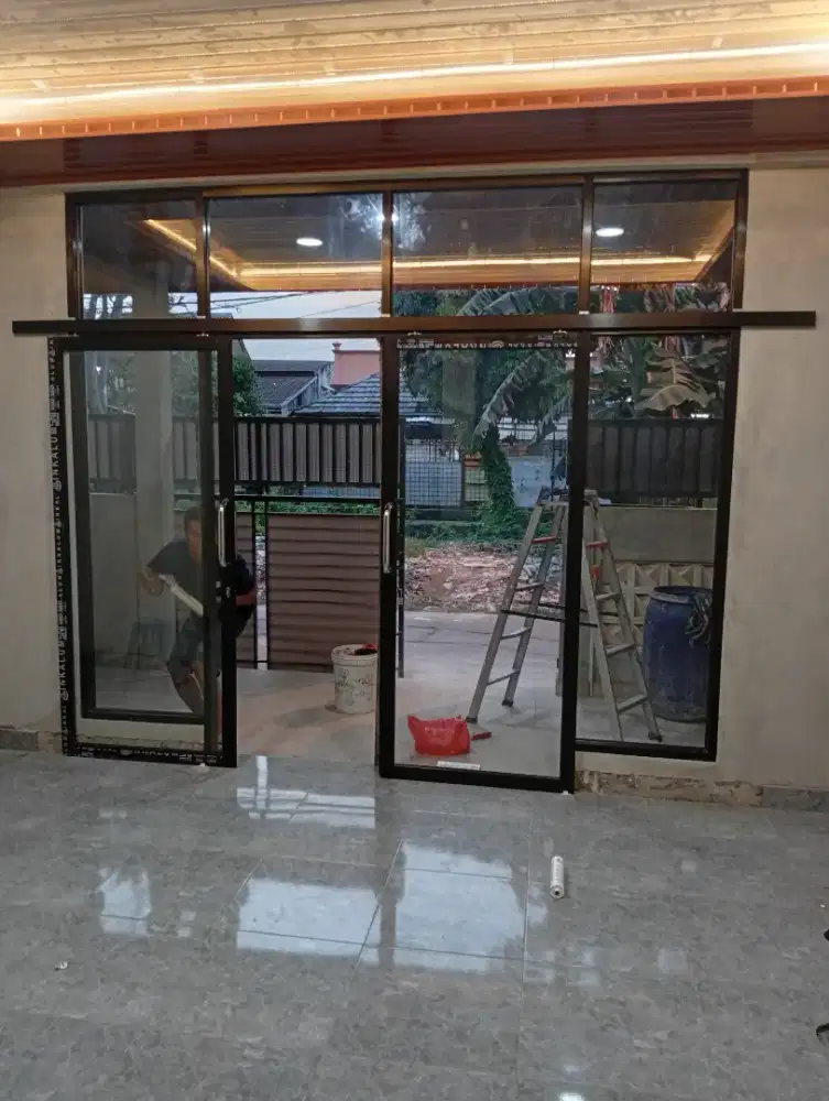 Murah!! Pintu kaca dan sekat ruang kaca aluminium