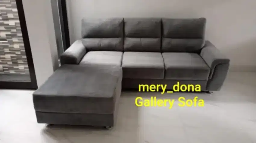 Sofa L putus model bantalan cocok untuk ruang keluarga