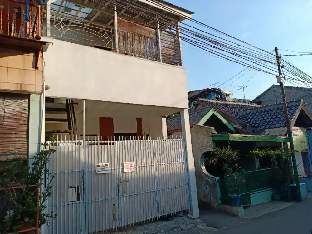 Kost Kramatjati depan PGC