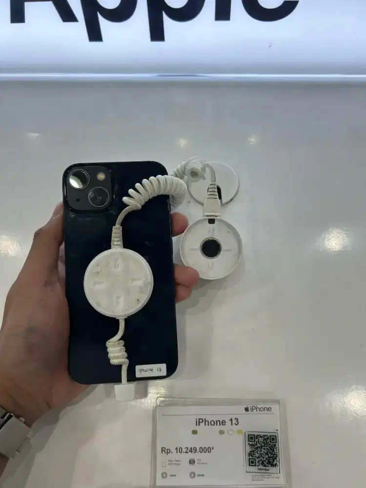 IPHONE 13 128GB MIDNIGHT ( garansi resmi)