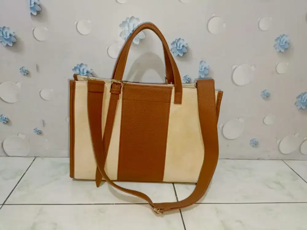 DIJUAL TAS FASHION WANITA,PAKAI 1 X, MUAT TARO LAPTOP.