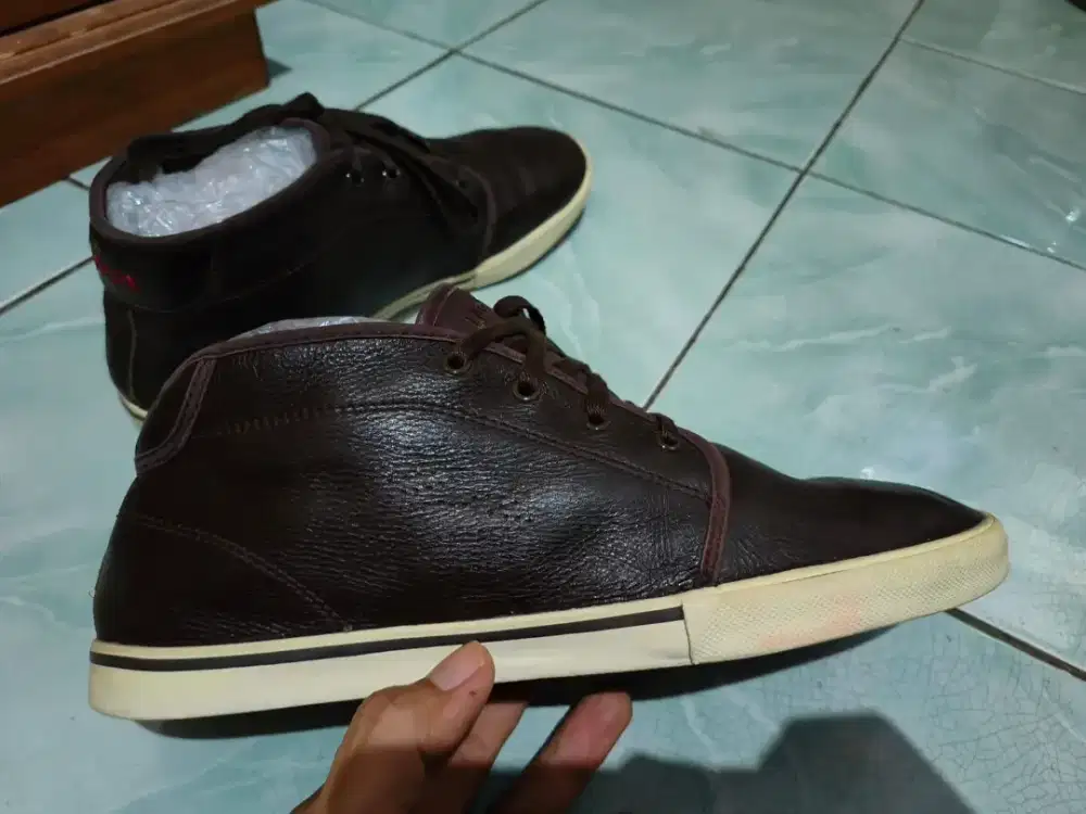 Lacoste size 45 Hrg 250rb Nett