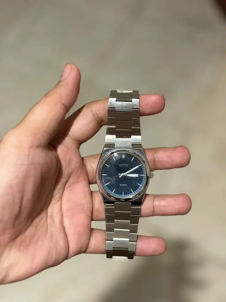 Jam tangan skemei