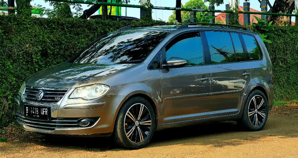 VW Touran 2009 Abu Rare