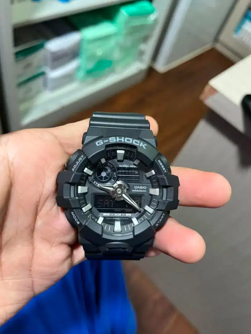 G-shock GA-700-1-BDR