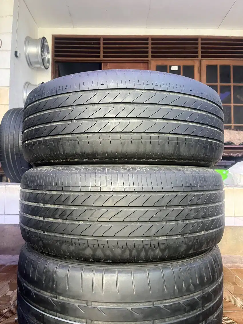 Ban Bridgestone Turanza T005a 215 55 r17 2pcs