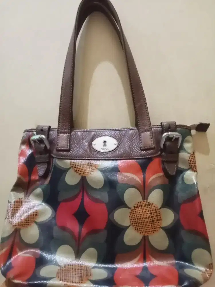 Di jual cepat tas Fossil