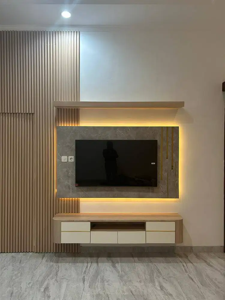 Backdrop TV minimalis