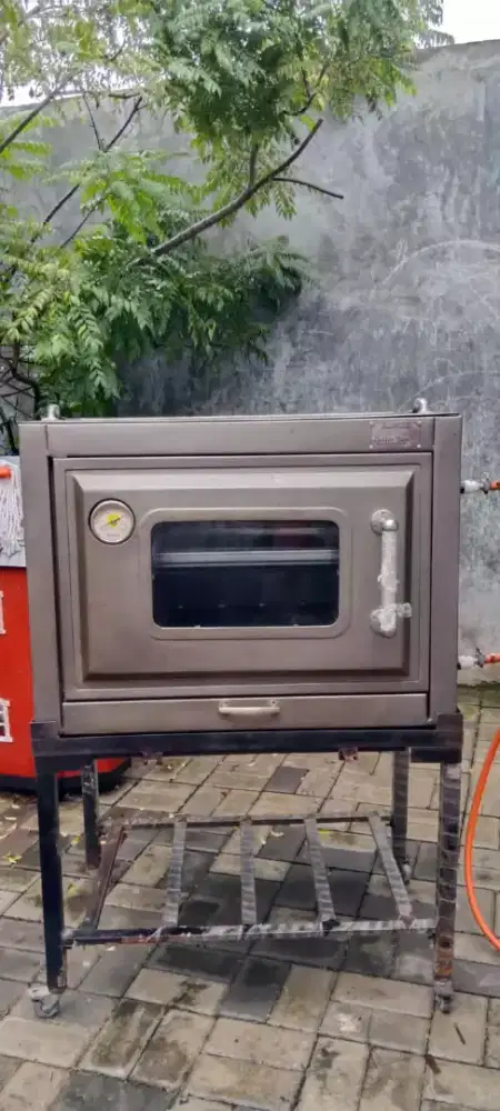 Oven gas second