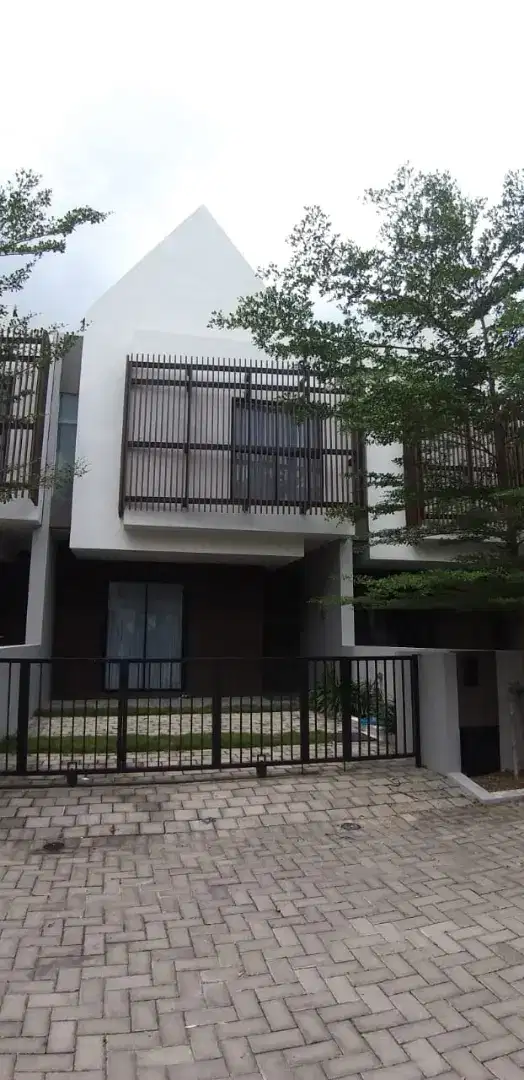 Jarang Ada‼️Rumah Cantik Ngagel Surabaya