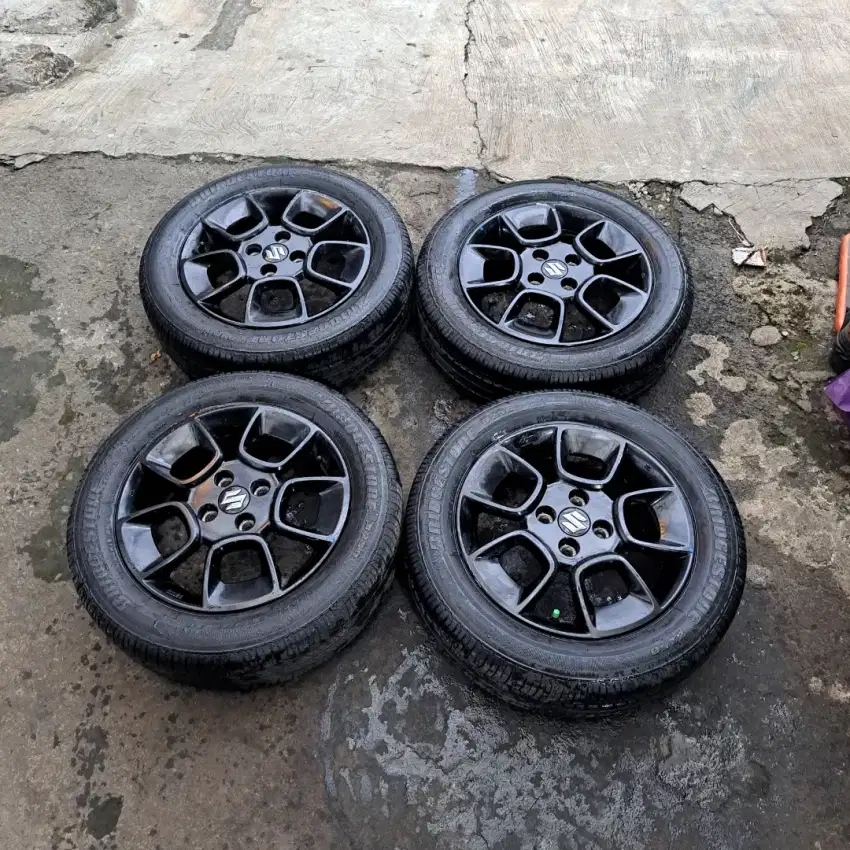 Velg suzuki ignis ring 15