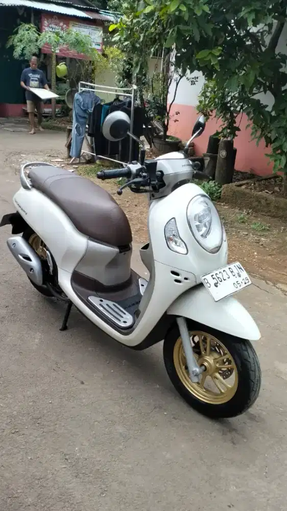 Bissmillah dijual motor Honda Scoopy prestige 2021