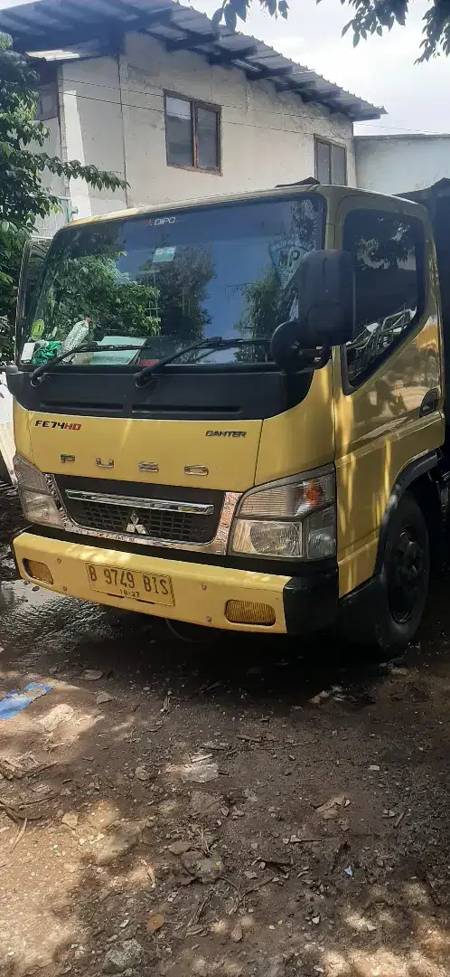 Mitsubishi FUSO FE74HD 2022 Dump truk