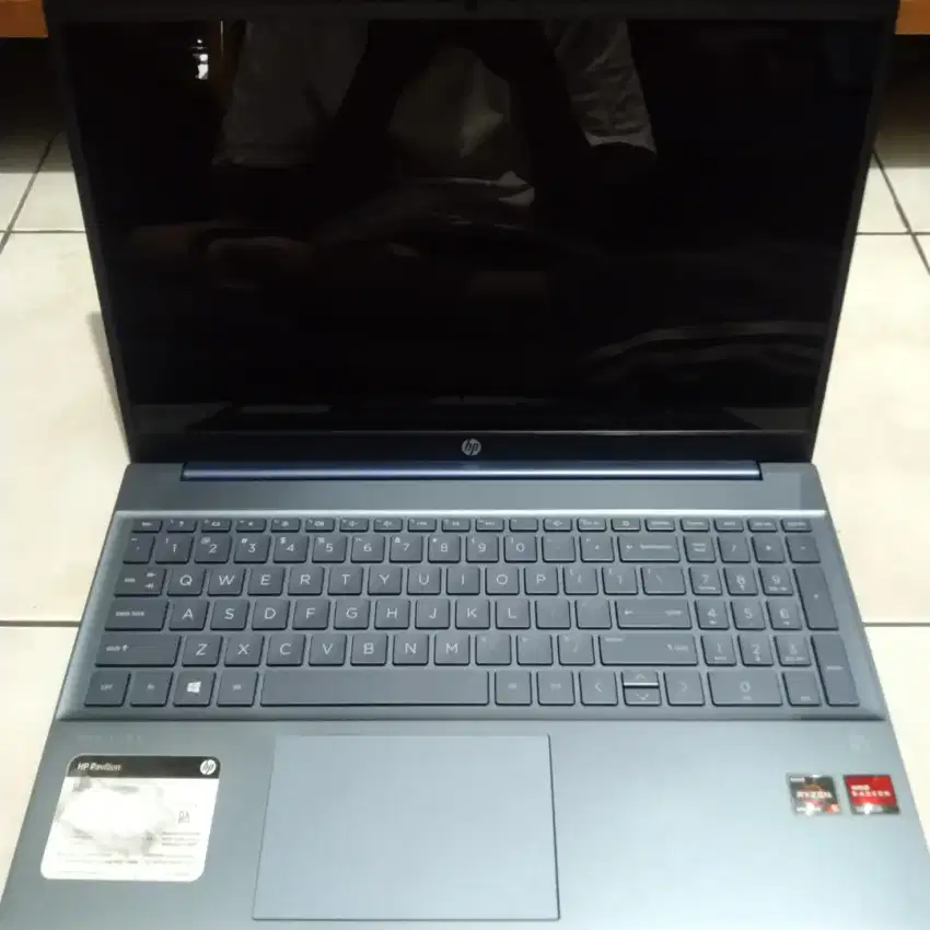 Laptop HP Pavilion 15-eh0050wm Barang bekas Berkualitas! Murah! NePis