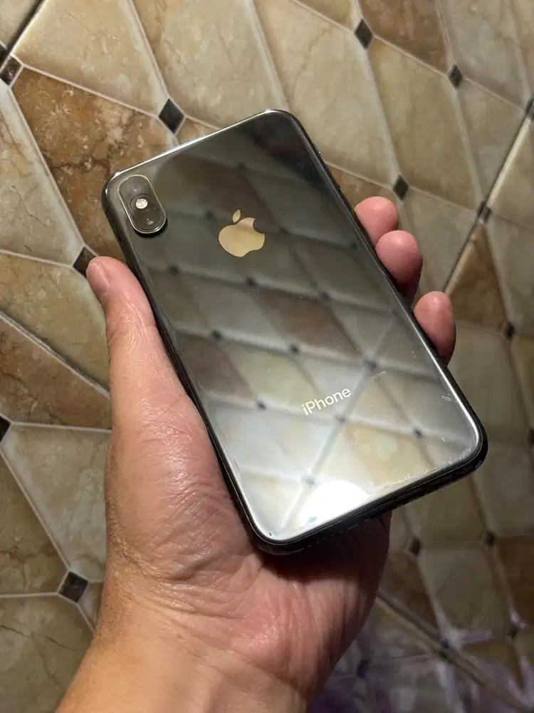 Iphone xs 64gb inter fullset komplit