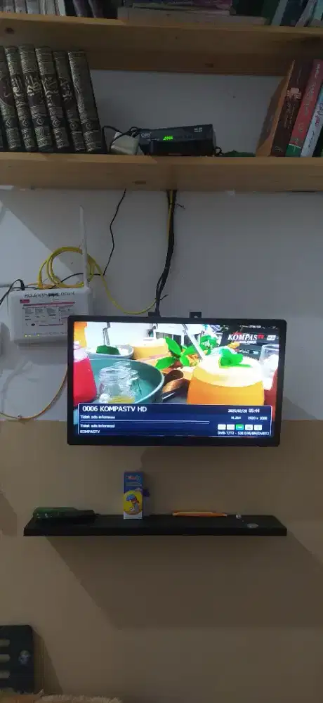 TV Panasonic 24inch bonus android dan set top box