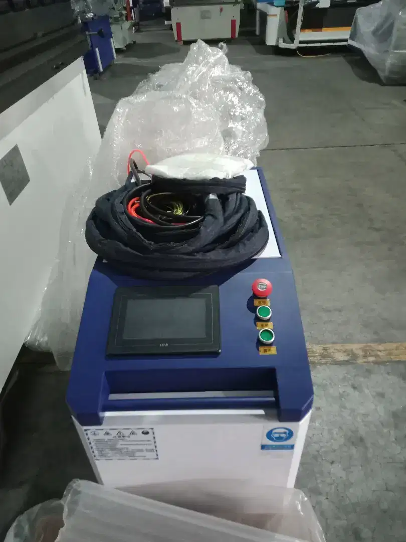 Handheld Laser welding
1500watt - 3000watt