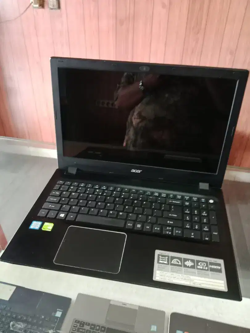 Laptop Acer F5 572G Semi Gaming Vga Nvidia Ram 8GB Ssd 240GB