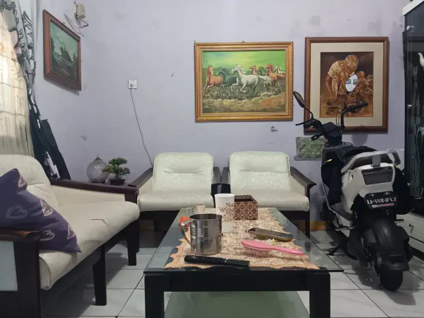 Kursi Tamu Kayu